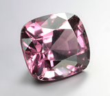 Розовато-пурпурная шпинель 1,62 карата