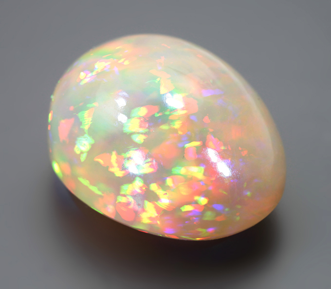 Крупный кристаллический эфиопский опал 13,62 карата