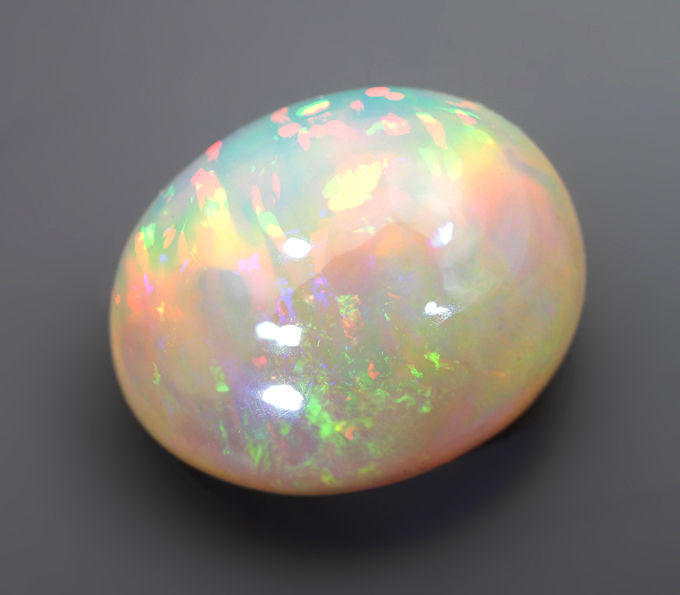 Крупный кристаллический эфиопский опал 13,62 карата