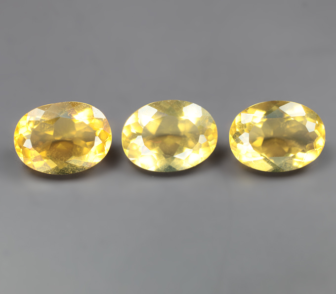 Набор из 3 ограненных "солнечных" опалов 2,43 карата