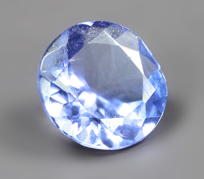 Танзанит 0,69 карата