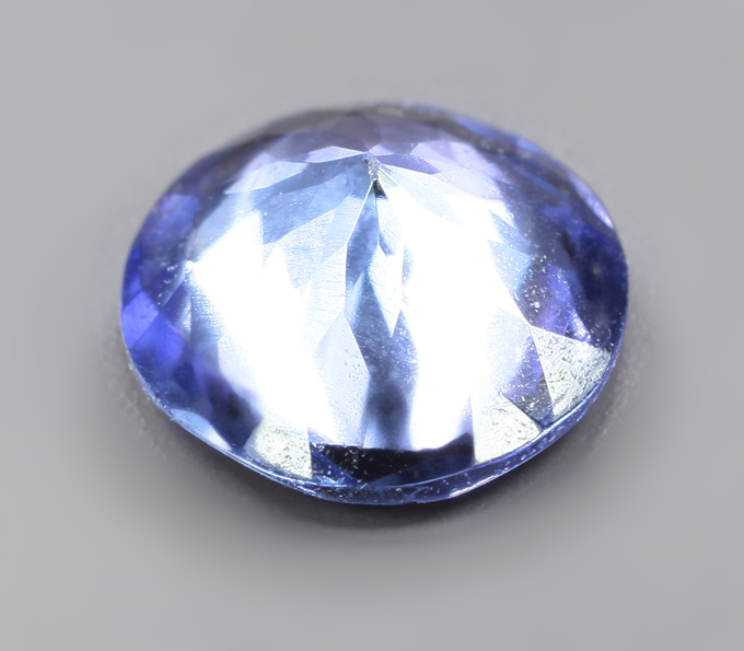 Танзанит 0,69 карата