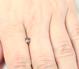 Гранат со сменой цвета 0,56 карата