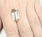 Крупный скаполит высокой чистоты 11,12 карата