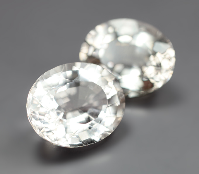 Пара пастельно-желтых гелиодоров высокой чистоты 5,77 карата