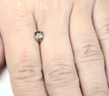 Гранат со сменой цвета 0,89 карата