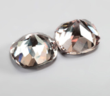 Редкая пара гранатов со сменой цвета 2,04 карата