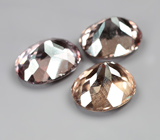 Редкий набор из 3 гранатов со сменой цвета 4,12 карата