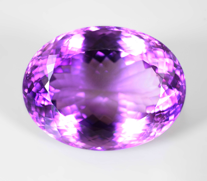 Кулон с аметистом 56,09 карата