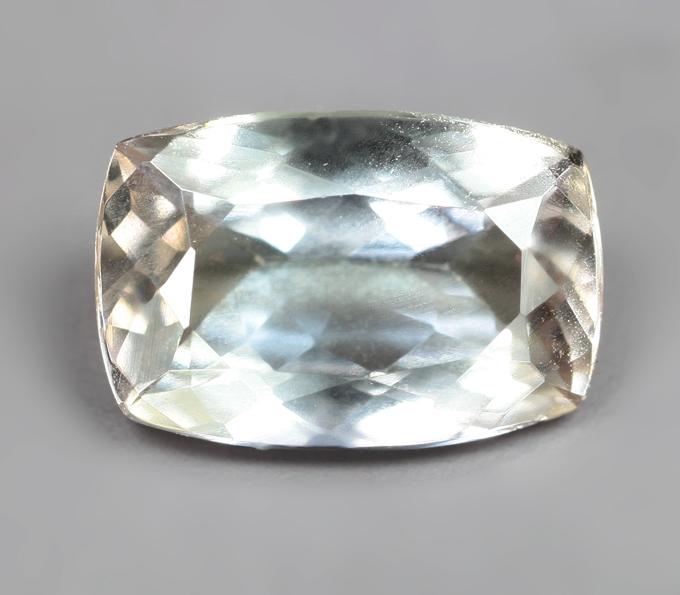 Полихромный цоизит 1,64 карата