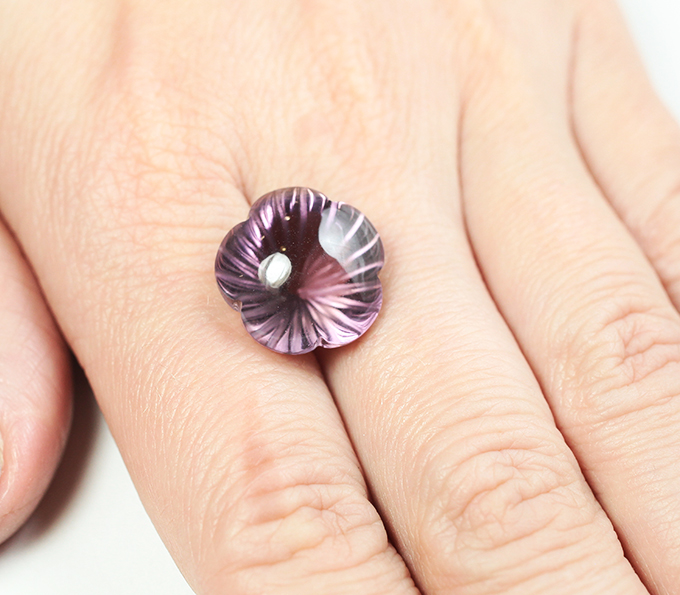 Чистейший резной аметрин 17,01 карата