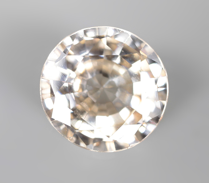 Кольцо с пастельно-желтым цирконом 1,81 карата