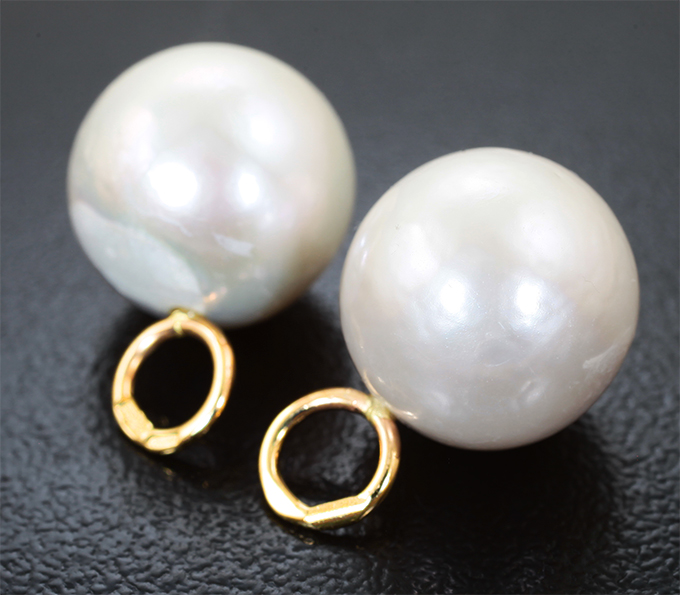Подвесы для серег с кремово-белым морским жемчугом 25,35 карата