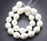 Набор из 25 крупных кремово-белых морских жемчужин барокко на нити 499,55 карата