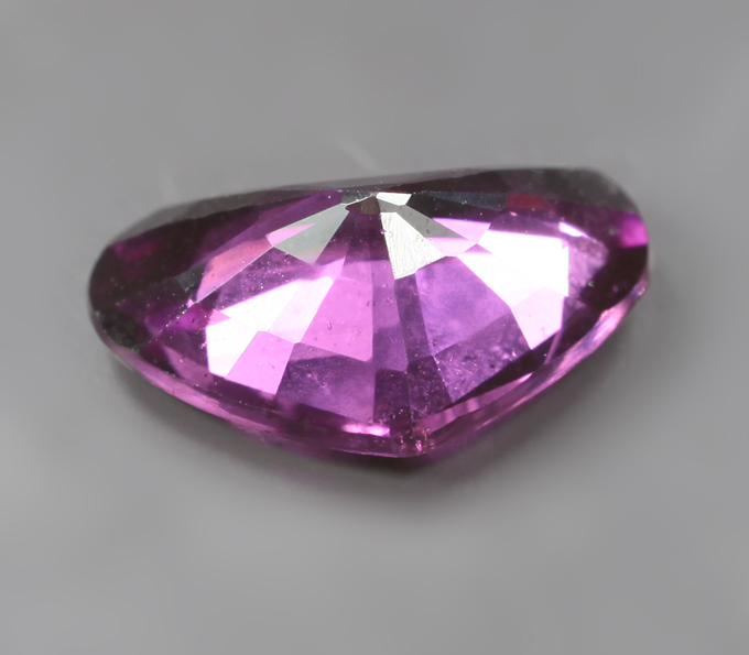 Родолит гранат высокой чистоты 3,33 карата