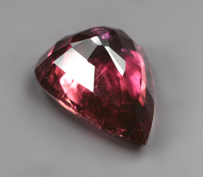 Рубеллит турмалин 6,54 карата