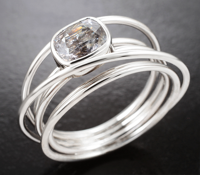 Золото Кольцо с полихромной шпинелью со сменой цвета 1,49 карата