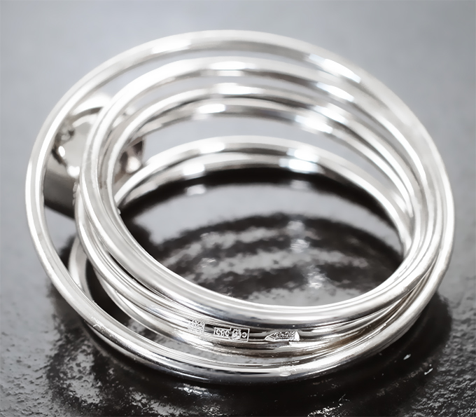 Кольцо с полихромной шпинелью со сменой цвета 1,49 карата