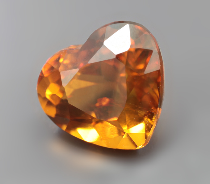 Цитрин мадейра высокой чистоты 1,63 карата