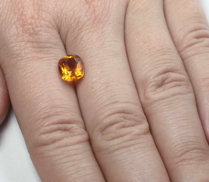 Цитрин мадейра высокой чистоты 2,61 карата