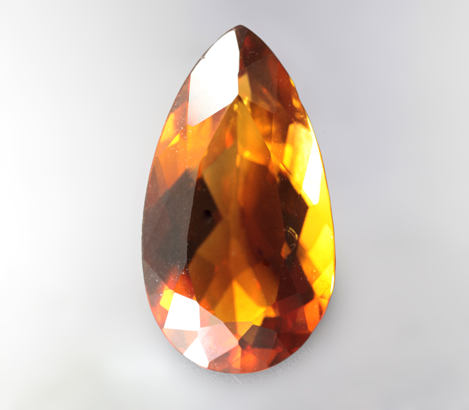 Цитрин мадейра высокой чистоты 3,02 карата