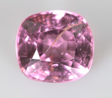 Подвесы для серег с пурпурными шпинелями со сменой цвета 2,67 карата Золото