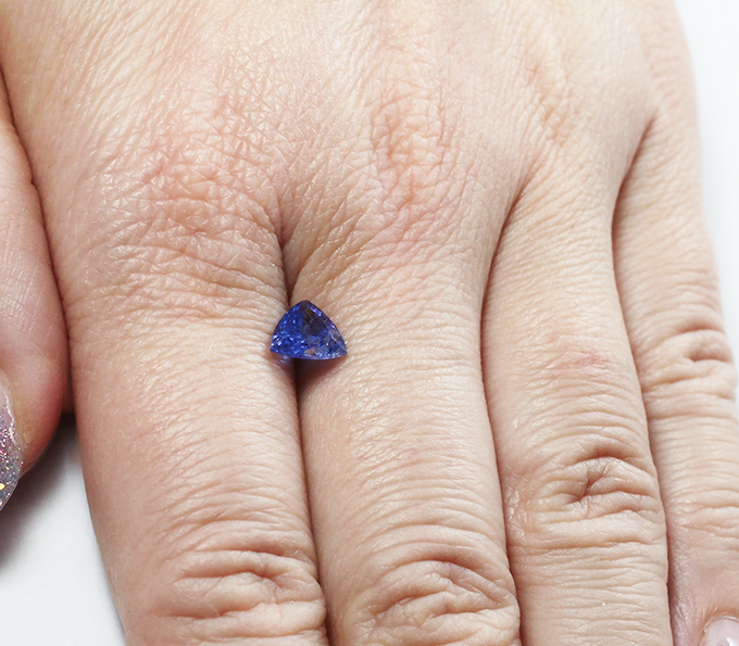 Танзанит 1,22 карата