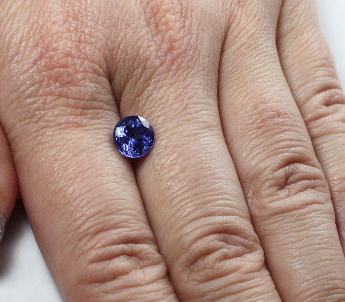 Танзанит 2 карата