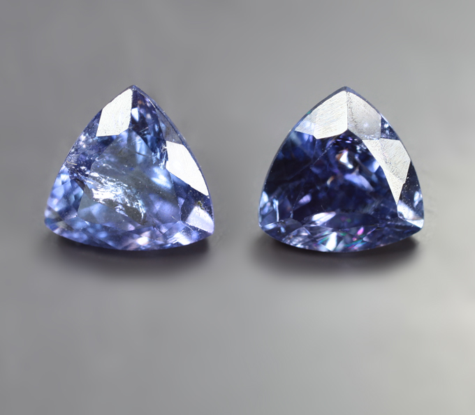 Пара танзанитов 2,96 карата