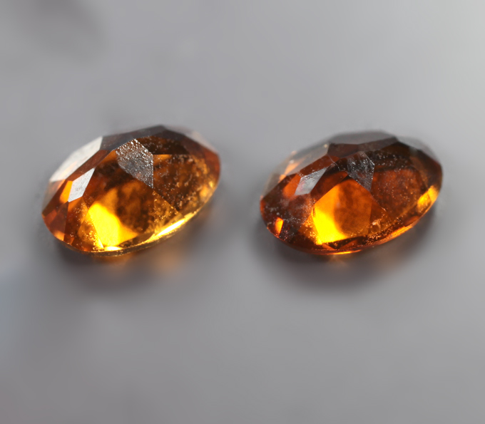Пара желтовато-оранжевых турмалинов 1,46 карата