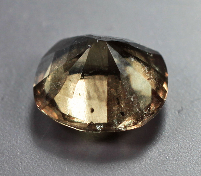 Гранат со сменой цвета 1,34 карата