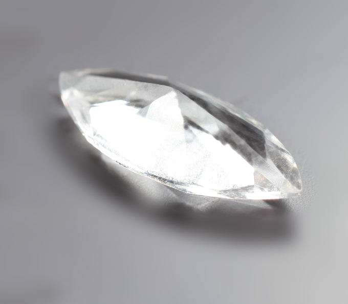 Чистейший редкий данбурит 2,11 карата