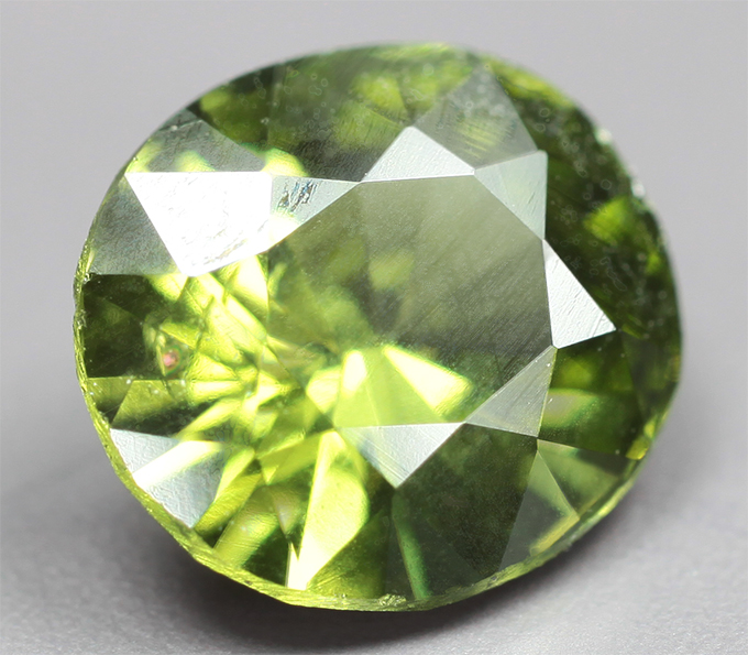 Редкий зеленый циркон 1,19 карата