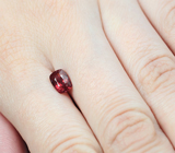 Ярко-красная шпинель 1,39 карата