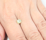 Яркий хризоберилл с эффектом кошачьего глаза 1,17 карата