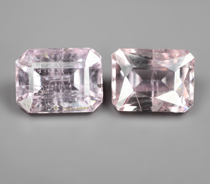 Редкая пара зултанитов 2,87 карата