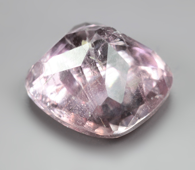 Зултанит 2,49 карата