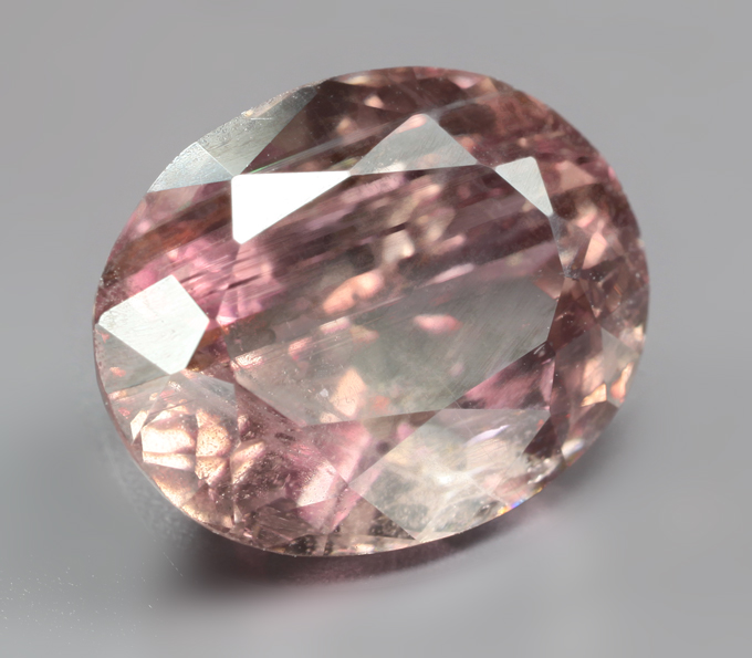 Зултанит 3,63 карата