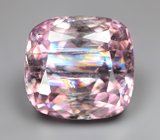 Крупный зултанит 5,59 карата