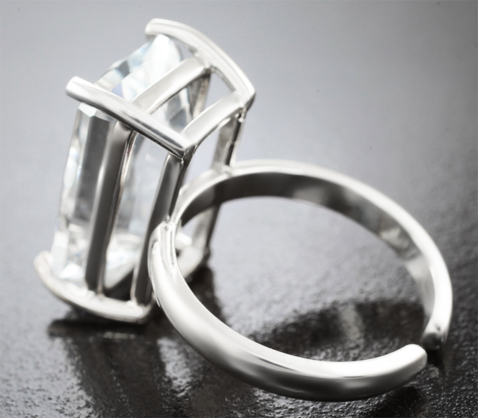 Кольцо с чистейшим гошенитом 10,06 карата