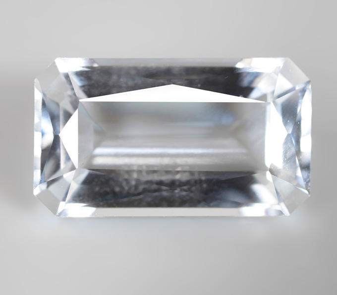 Кольцо с чистейшим гошенитом 10,06 карата