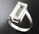 Кольцо cо скаполитом высокой чистоты со сменой цвета 4,94 карата