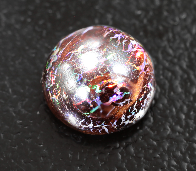 Кольцо с австралийским болдер опалом 1,55 карата, шпинелями и бриллиантом