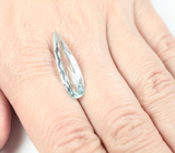 Аквамарин высокой чистоты редкой формы 5,47 карата