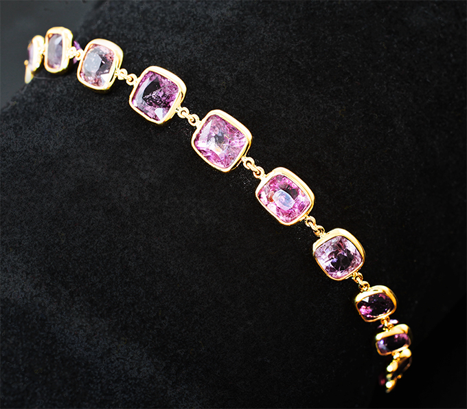 Браслет со шпинелями 16,42 карата