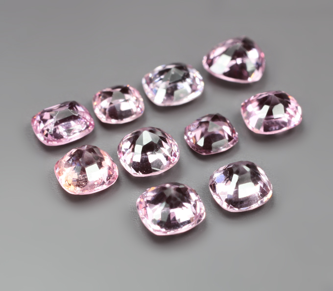 Набор из 10 шпинелей 2,98 карата