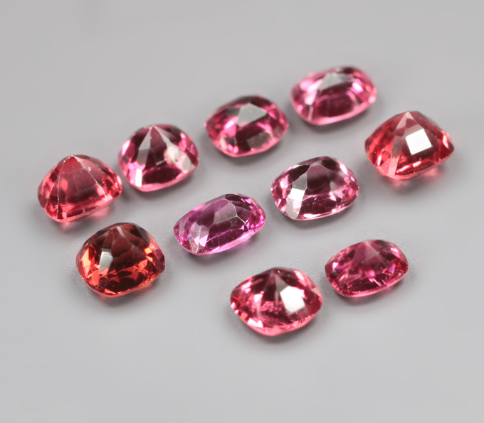 Набор из 10 шпинелей 1,72 карата