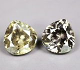 Редкая пара гранатов с ярко-выраженным александритовым эффектом 2,21 карата