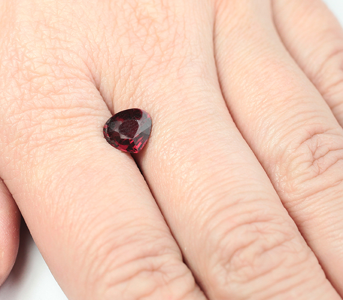 Родолит 2,01 карата