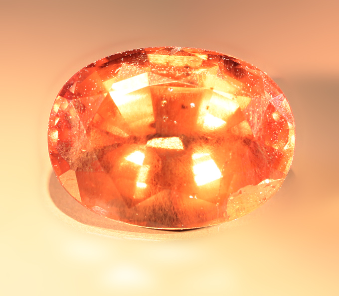 Гранат со сменой цвета 1,6 карата